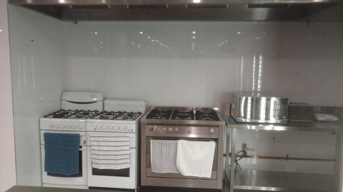 Perth City Backpackers Hostel - Note - Valid Passport Required To Check In - Accommodation Sydney 10