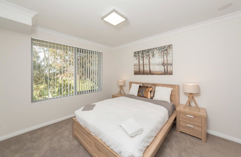 Yaran Suites - Accommodation Sydney 12