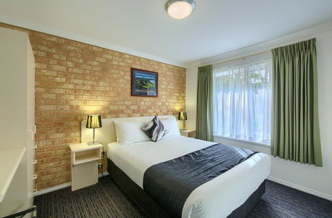 Pelicans Albany Middleton Beach - Sydney 4u 30