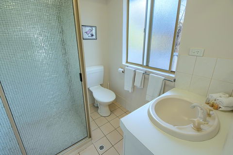Pelicans Albany Middleton Beach - Sydney 4u 33