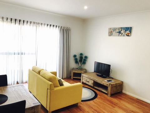 Pelicans Albany Middleton Beach - Sydney 4u 41