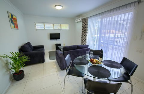 Pelicans Albany Middleton Beach - Sydney 4u 42