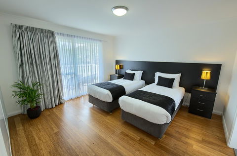 Pelicans Albany Middleton Beach - Sydney 4u 26