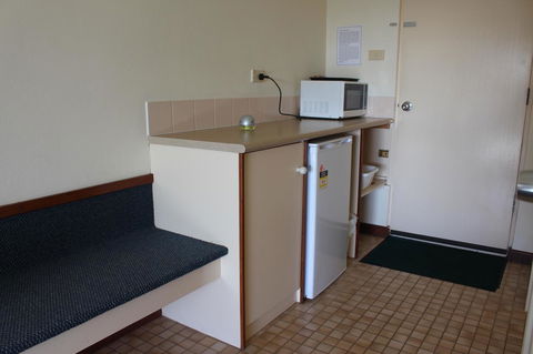 Karri Forest Motel - Sydney 4u 34