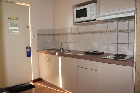 Karri Forest Motel - Sydney 4u 37