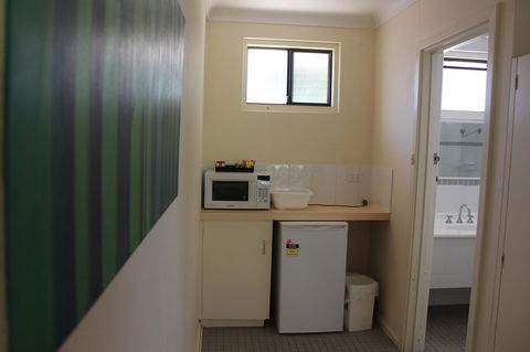 Karri Forest Motel - Sydney 4u 42