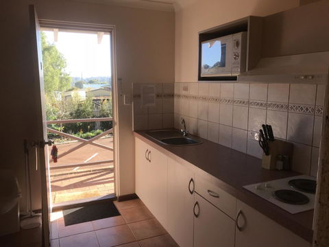 Karri Forest Motel - Sydney 4u 21