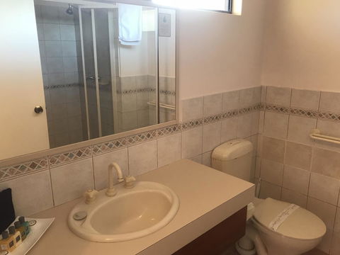 Karri Forest Motel - Sydney 4u 10