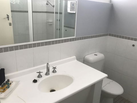 Karri Forest Motel - Sydney 4u 17