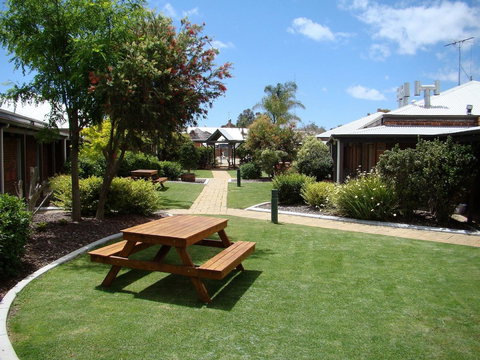 Dunsborough Central Motel - Accommodation Sydney 3