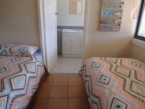 Lazy Lobster Holiday Units & Chalets - Accommodation Sydney 2
