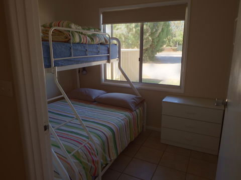 Lazy Lobster Holiday Units & Chalets - Accommodation Sydney 22