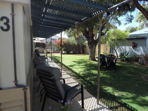 Lazy Lobster Holiday Units & Chalets - Accommodation Sydney 9