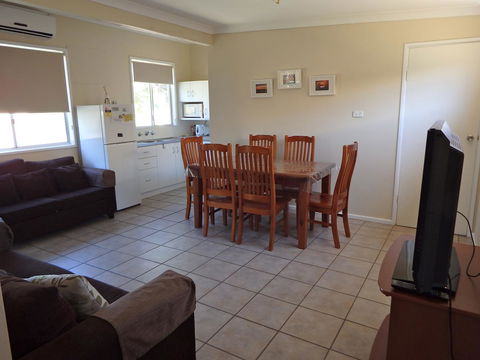 Lazy Lobster Holiday Units & Chalets - Accommodation Sydney 23