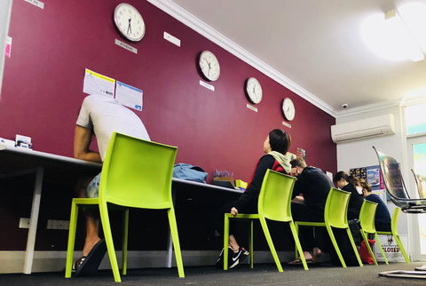 The Emperors Crown Hostel - Accommodation Sydney 2