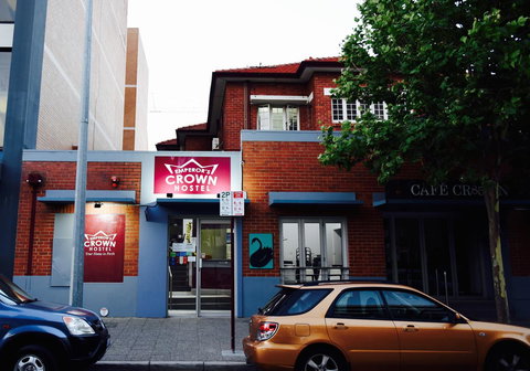 The Emperors Crown Hostel - Accommodation Sydney 0