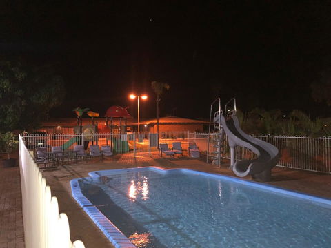Carnarvon Motel - Sydney 4u 10