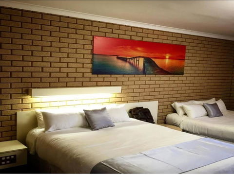 Carnarvon Motel - Sydney 4u 28