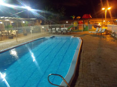 Carnarvon Motel - Sydney 4u 30