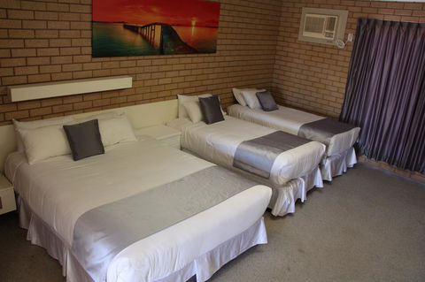 Carnarvon Motel - Sydney 4u 20