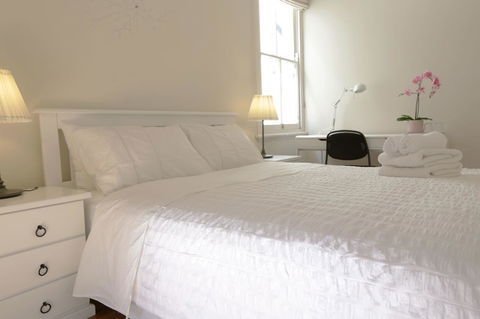 Stunning Terrace In Centennial Park - Sydney 4u 8