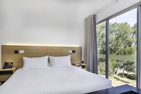 Maya Maya At Mandoon Estate - Sydney 4u 7