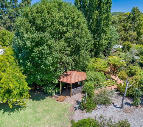 Chimes Spa Retreat - Sydney 4u 7