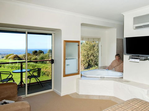 Chimes Spa Retreat - Sydney 4u 38