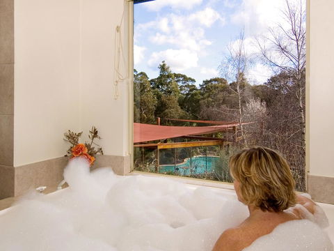 Chimes Spa Retreat - Sydney 4u 41