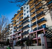 Apartments on Mounts Bay - Sydney 4u