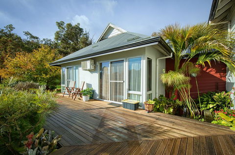 Glenelg On King Bed & Breakfast - Sydney 4u 7