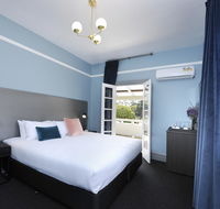 The Stirling Arms Hotel - Sydney 4u