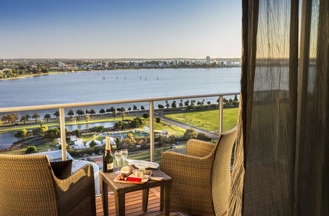 Fraser Suites Perth - Sydney 4u 1
