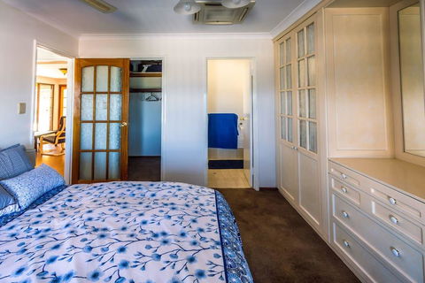Yanchep Beach Retreat - Sydney 4u 24