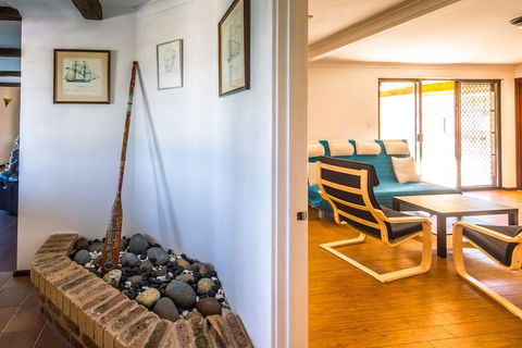 Yanchep Beach Retreat - Sydney 4u 16