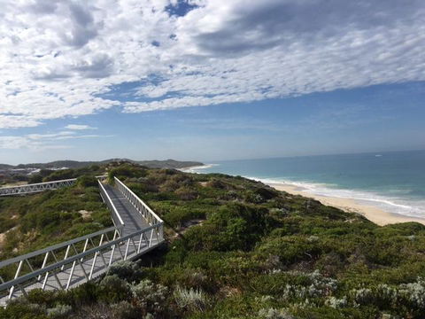 Yanchep Beach Retreat - Sydney 4u 14