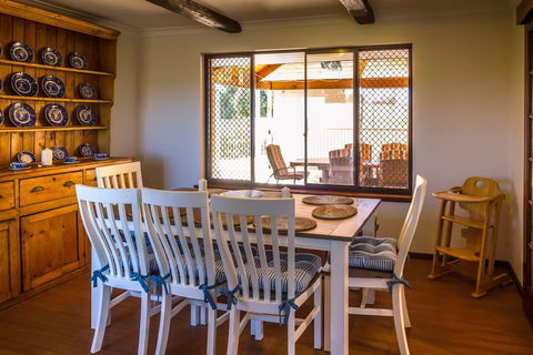 Yanchep Beach Retreat - Sydney 4u 31