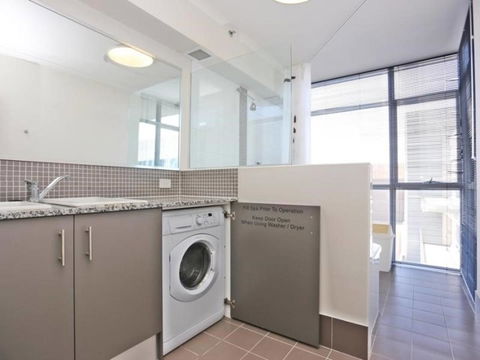 Centre Of Perth Whole Apartment W/view&spa&pool&wifi - Sydney 4u 12