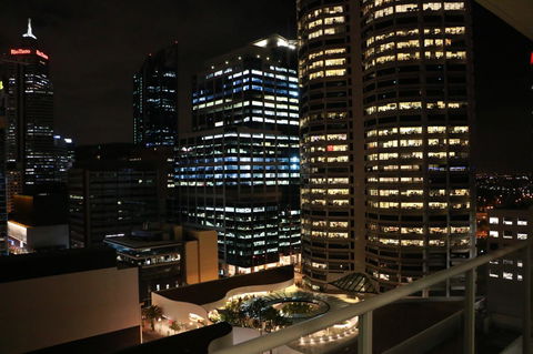 Centre Of Perth Whole Apartment W/view&spa&pool&wifi - Sydney 4u 15
