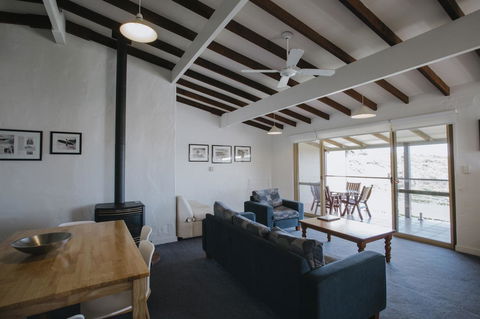 Canal Rocks Beachfront Apartments - Sydney 4u 15
