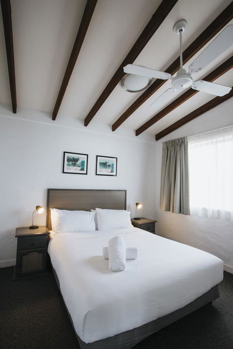 Canal Rocks Beachfront Apartments - Sydney 4u 19