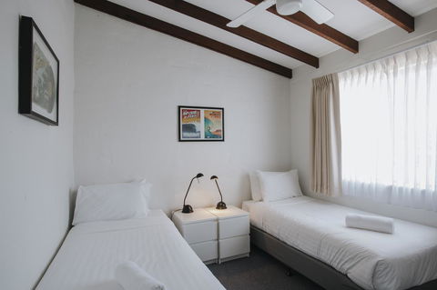 Canal Rocks Beachfront Apartments - Sydney 4u 31