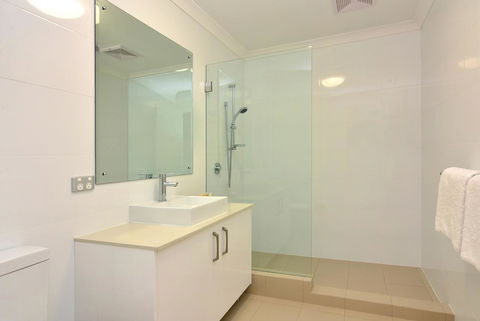 Bunbury Seaview Apartments - Sydney 4u 8