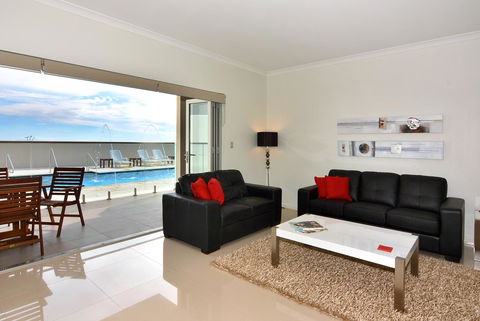 Bunbury Seaview Apartments - Sydney 4u 1