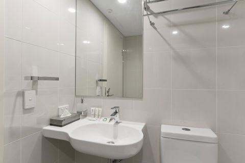Metro Hotel Perth - Sydney 4u 30