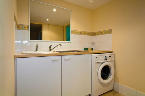 Osprey Holiday Village Unit 110 - Sydney 4u 16
