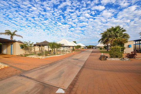 Osprey Holiday Village Unit 110 - Sydney 4u 25