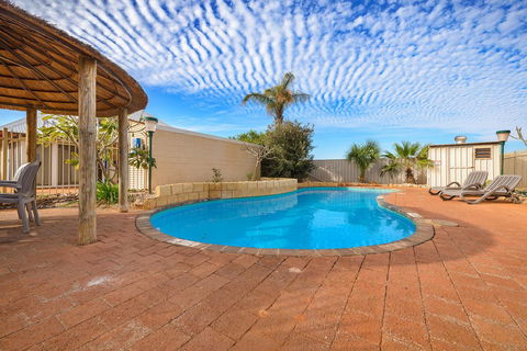 Osprey Holiday Village Unit 110 - Sydney 4u 24