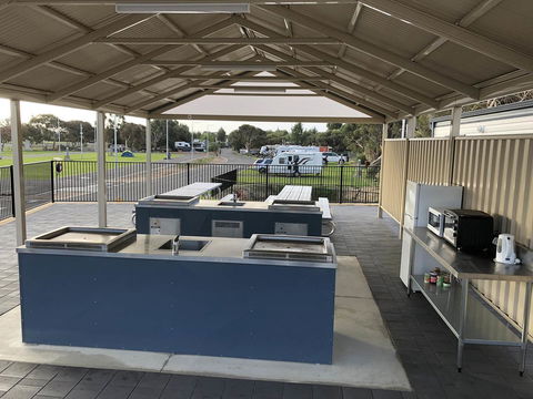 BIG4 Bunbury Riverside Holiday Park - Sydney 4u 6