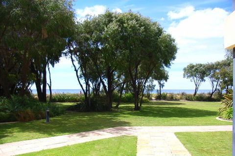 Cape View Beach Resort - Sydney 4u 43